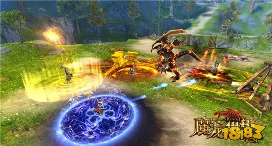 《魔龙世界》今日双平台不删档测试 站桩改走砍引领魔幻全面革新