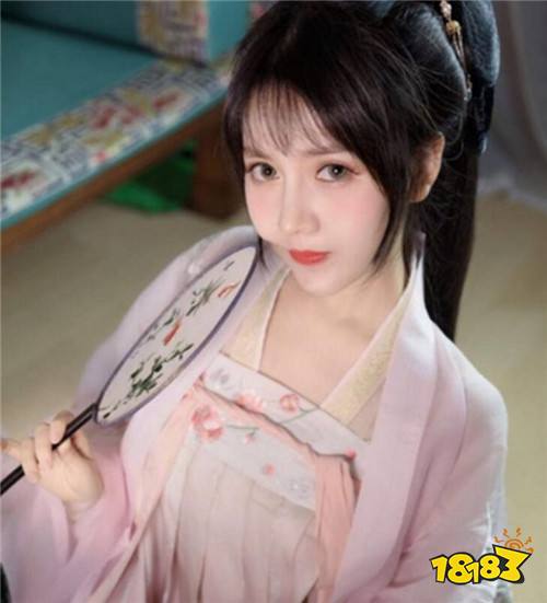 2019Chinajoy:175高颜值美女齐聚骨伽cougar展台