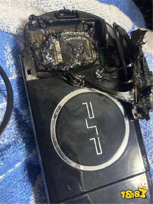 安全警钟敲响：日本网友PSP爆炸引发设备老化担忧