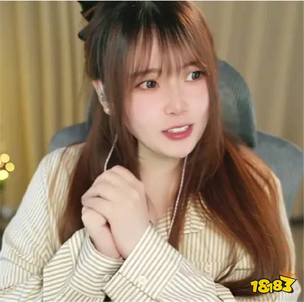 联盟初代一姐彻底摆烂?热度暴跌后疯狂减肥,直言瘦了就擦边打PK,网友怒劝:30多别折腾!