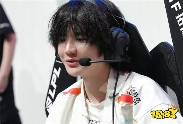 Doinb直播玩DOTA2被LOL连夜切割!商单被抢,当场急哭表忠心:LOL是我的命!